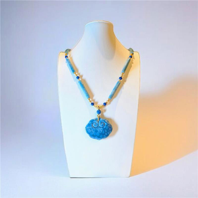 珊瑚玉吊坠 (48mm) (72g)