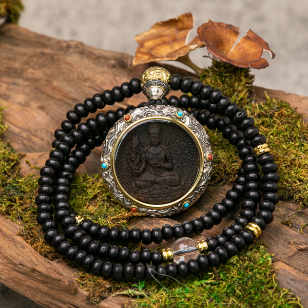 Agarwood pendant 2025