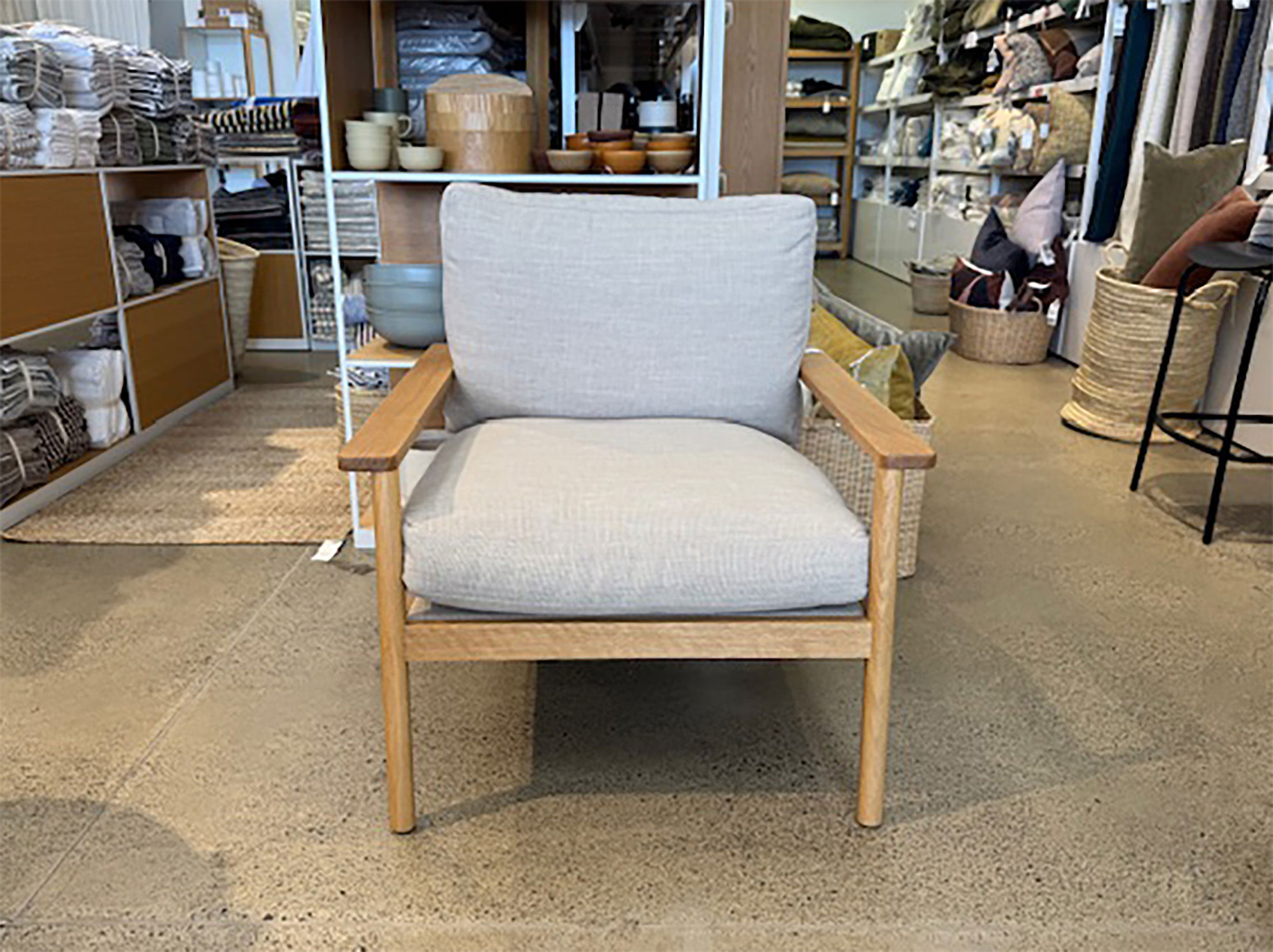 CONS NFUDL01OKNBSF1 Daily Arm Chair Oak and Beige.jpg