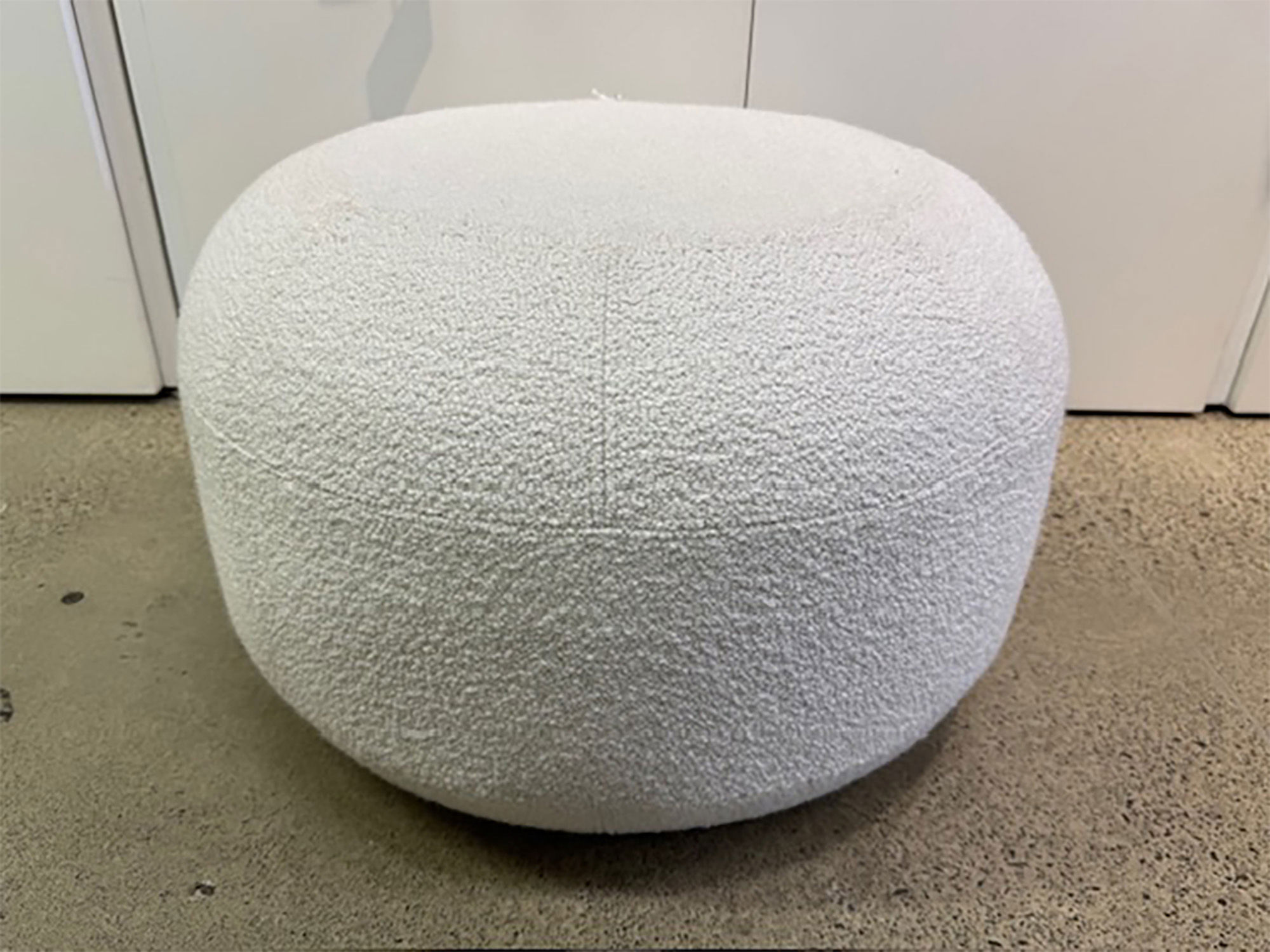 CONS EJP0003M Tide Ottoman Boucle Silk.jpg