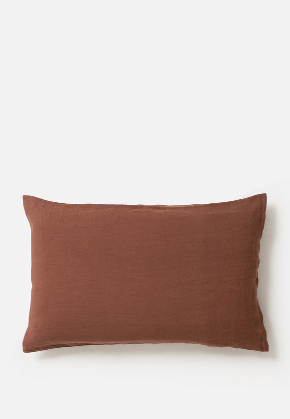 Plum Linen Pillowcase Pair