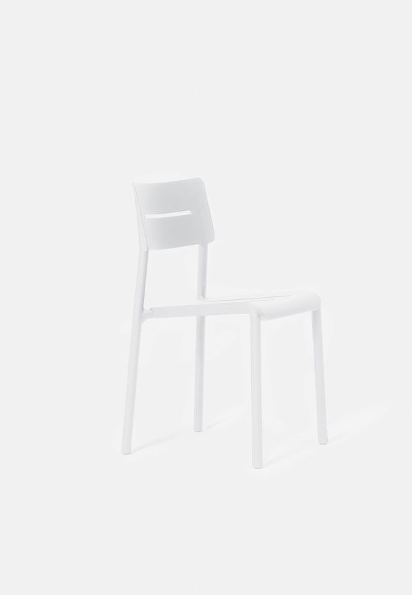 Outo Chair