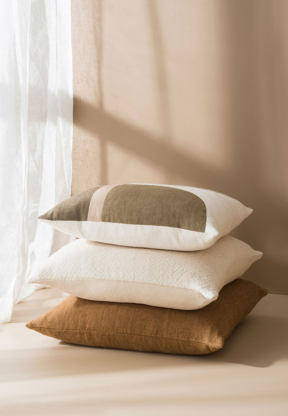Villa Linen Cushion Cover