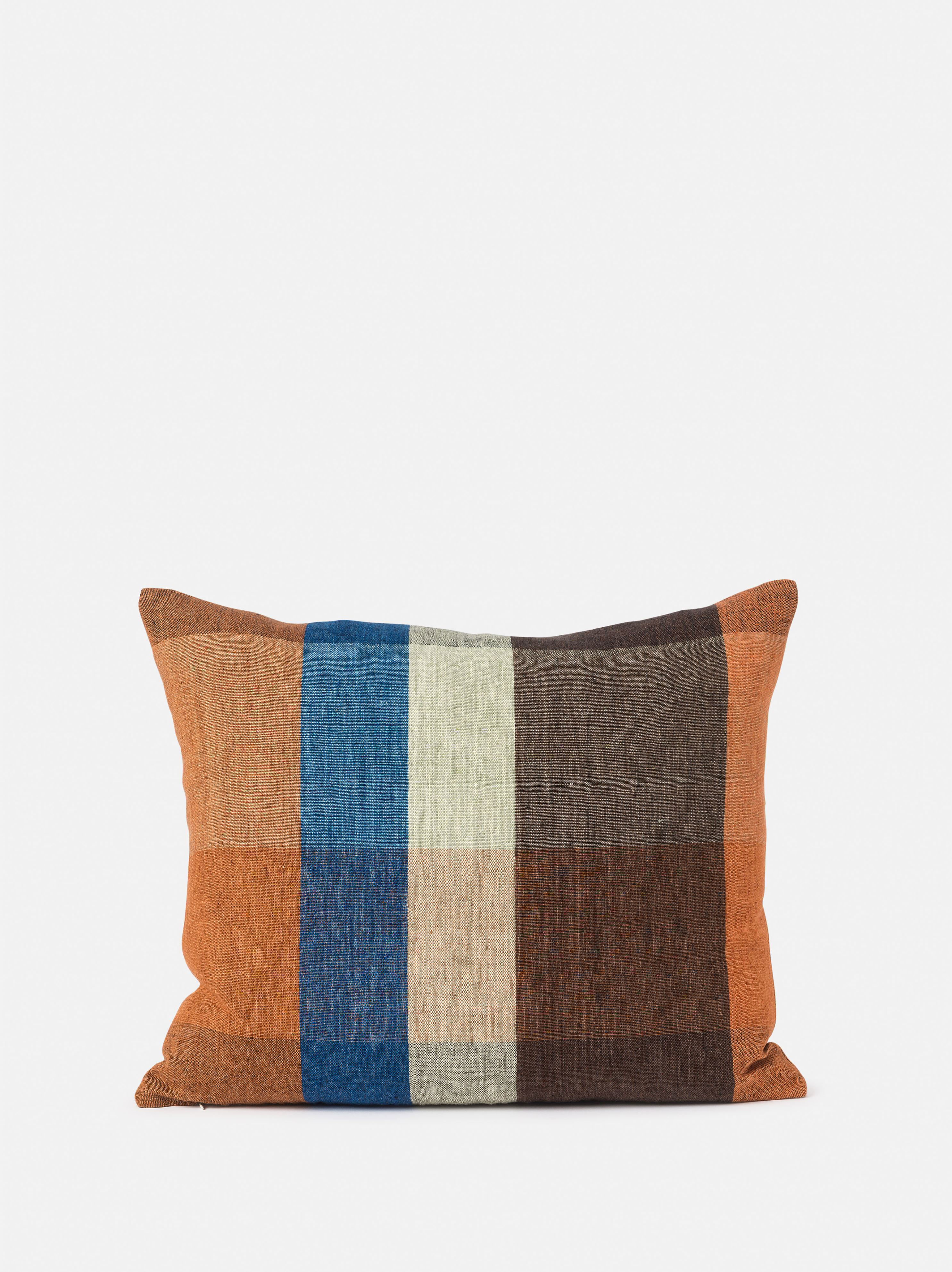 Cabin Linen Cushion Cover