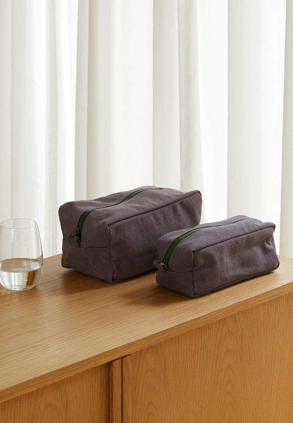 Marlo Contrast Wash Bag
