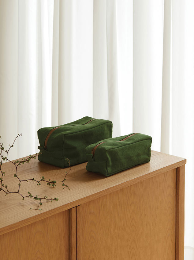 Marlo Contrast Wash Bag