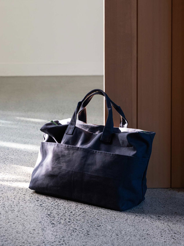Marlo Contrast Overnight Bag
