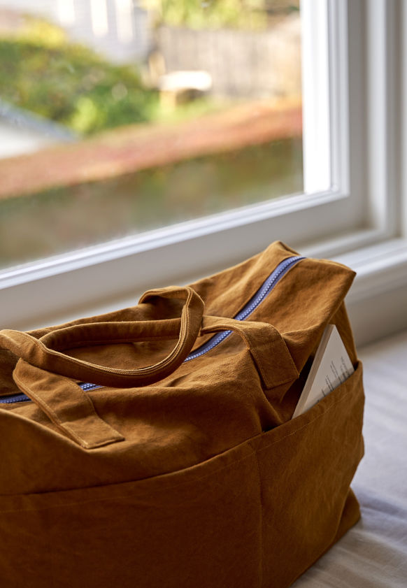 Marlo Contrast Overnight Bag