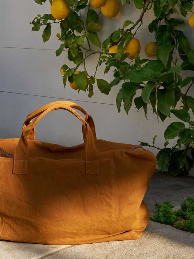 Marlo Contrast Overnight Bag