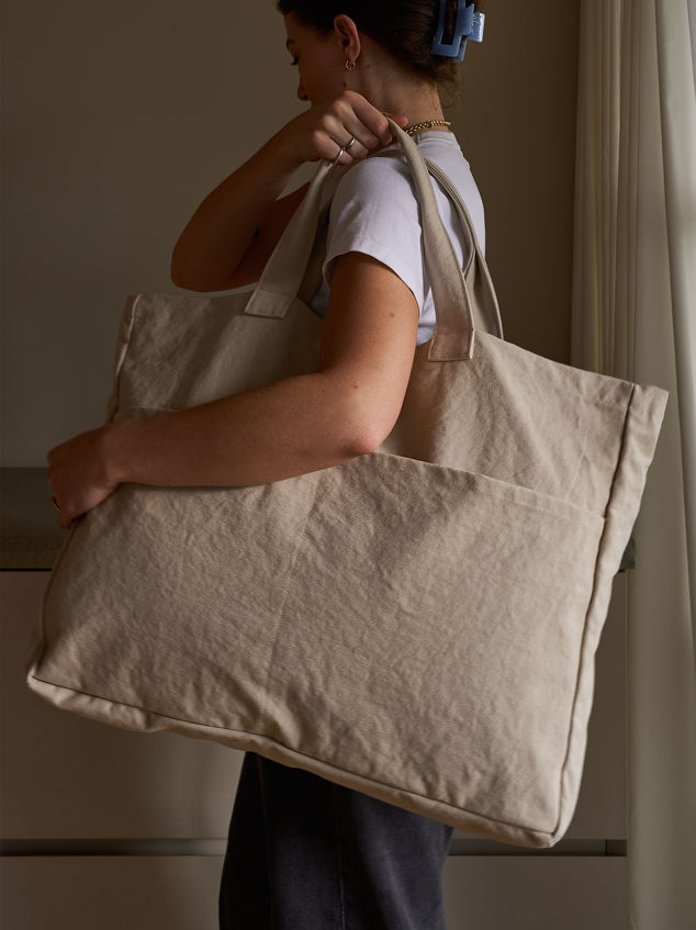 Oversized Carryall Bag