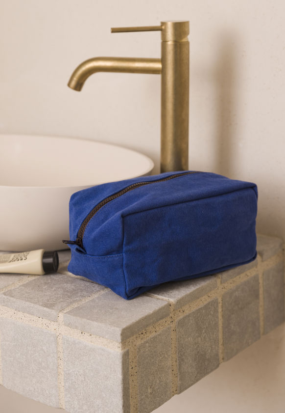 Marlo Contrast Wash Bag