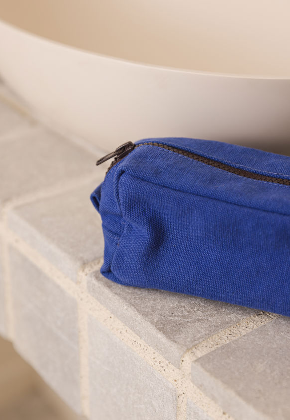 Marlo Contrast Wash Bag