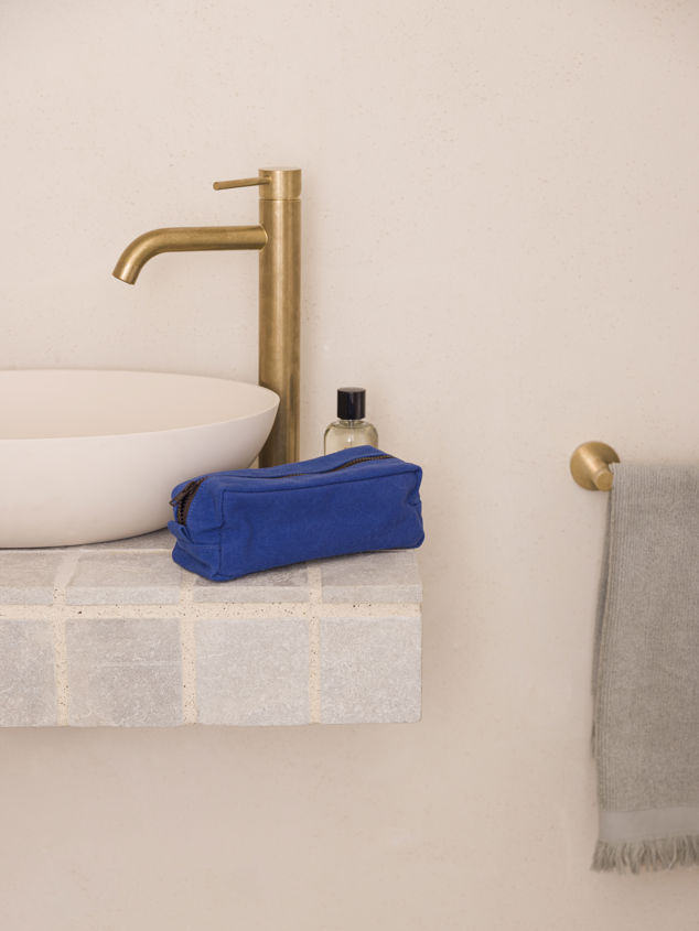 Marlo Contrast Wash Bag