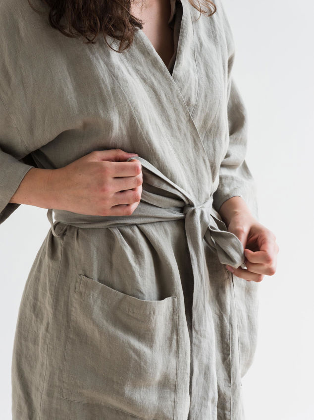 Puddle Linen Robe