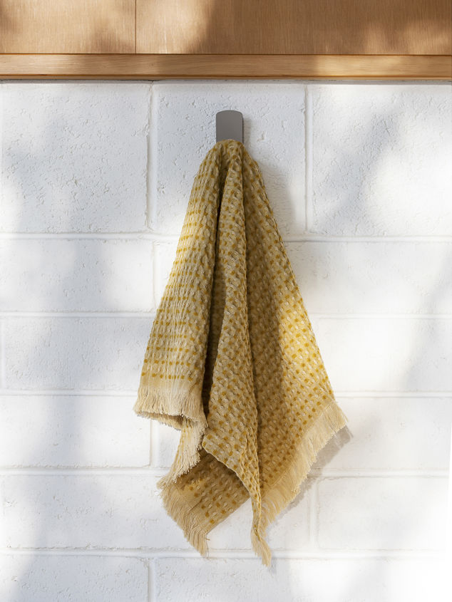 Mae Hand Towel
