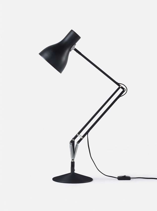 Type 75 Desk Lamp