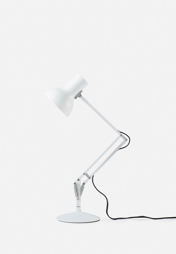 Type 75 Mini Desk Lamp