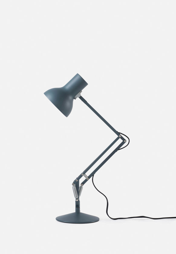 Type 75 Mini Desk Lamp