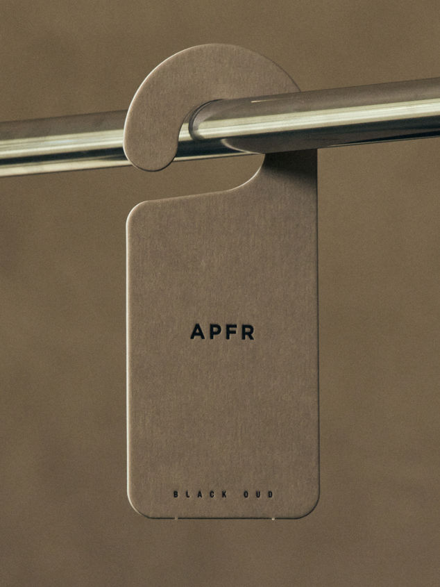 Apotheke Fragrance Closet Tag
