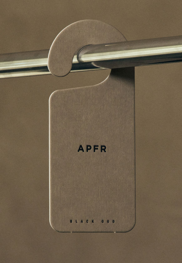 Apotheke Fragrance Closet Tag