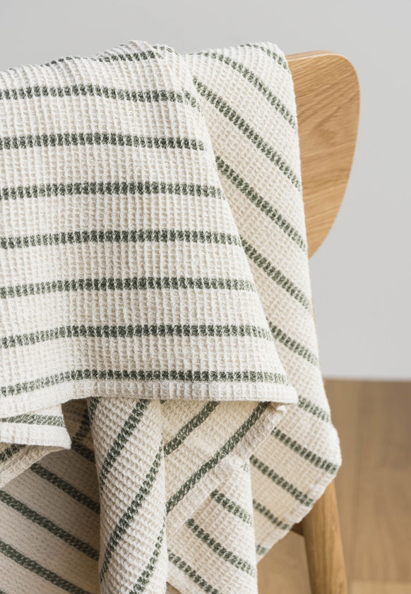 Stripe Waffle Bath Towel Range