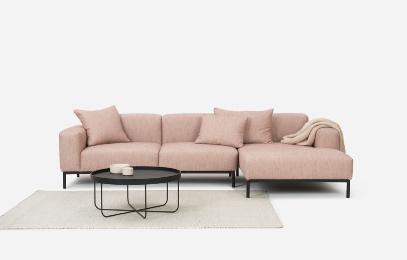 Hem Sofa with Right Chaise