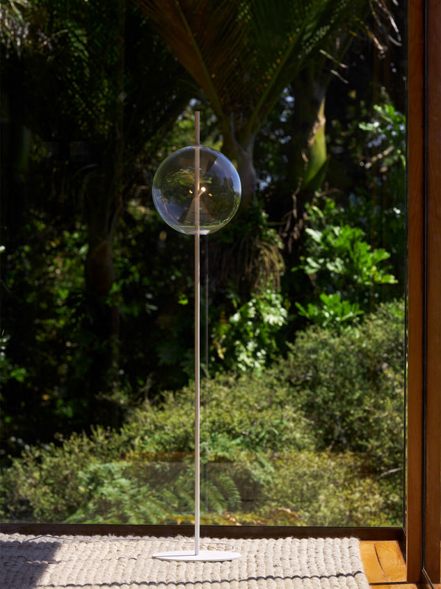 Point Floor Lamp