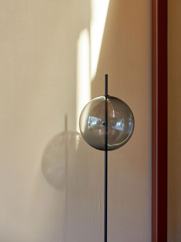 Point Floor Lamp