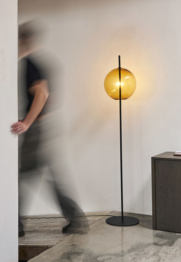 Point Floor Lamp