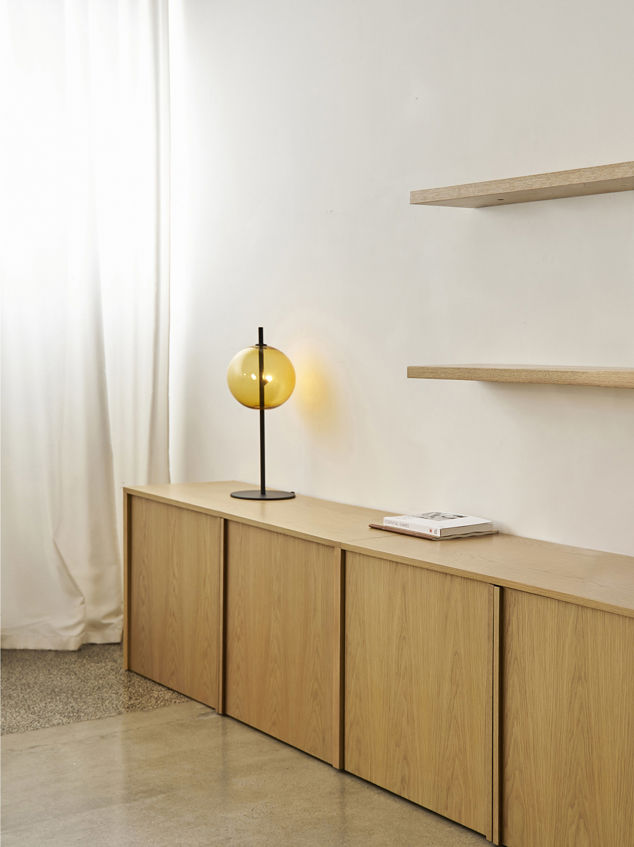 Point Table Lamp
