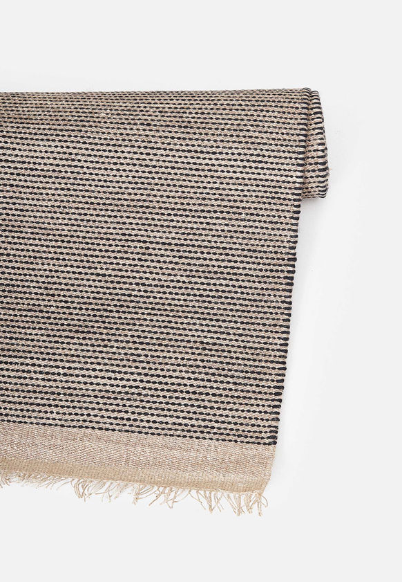Njord Rug