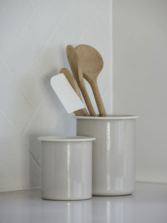 Enamel Utensil Holder