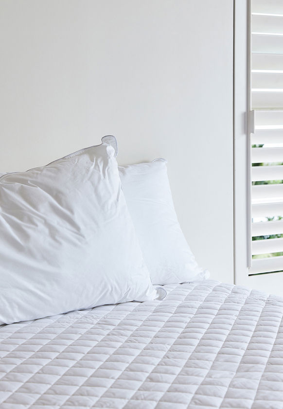 Microfibre Lodge Pillow Inner Soft
