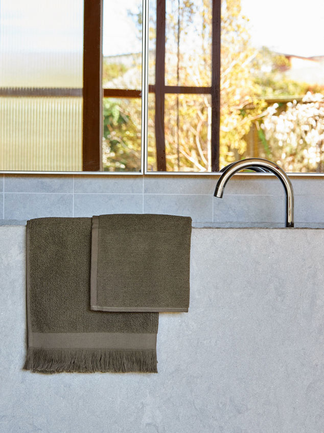 Ribbed Bath Towel Range