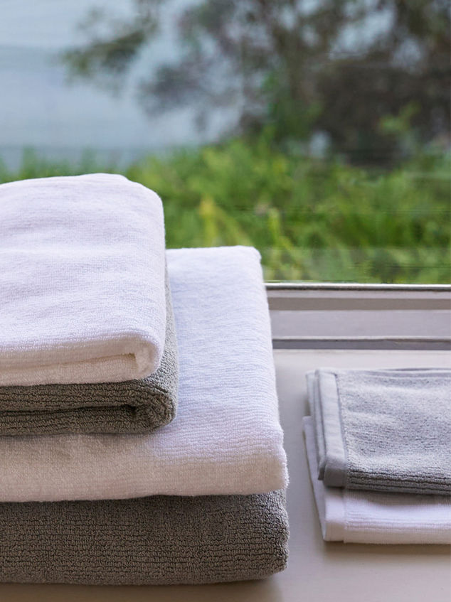 Ribbed Bath Towel Range