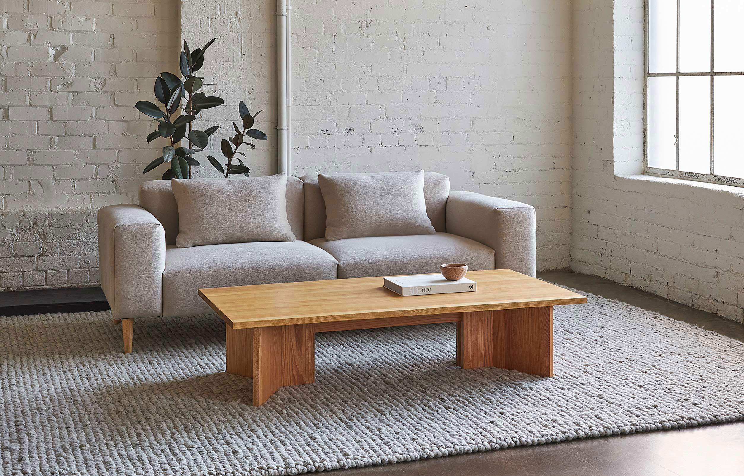 Tatamu Coffee Table