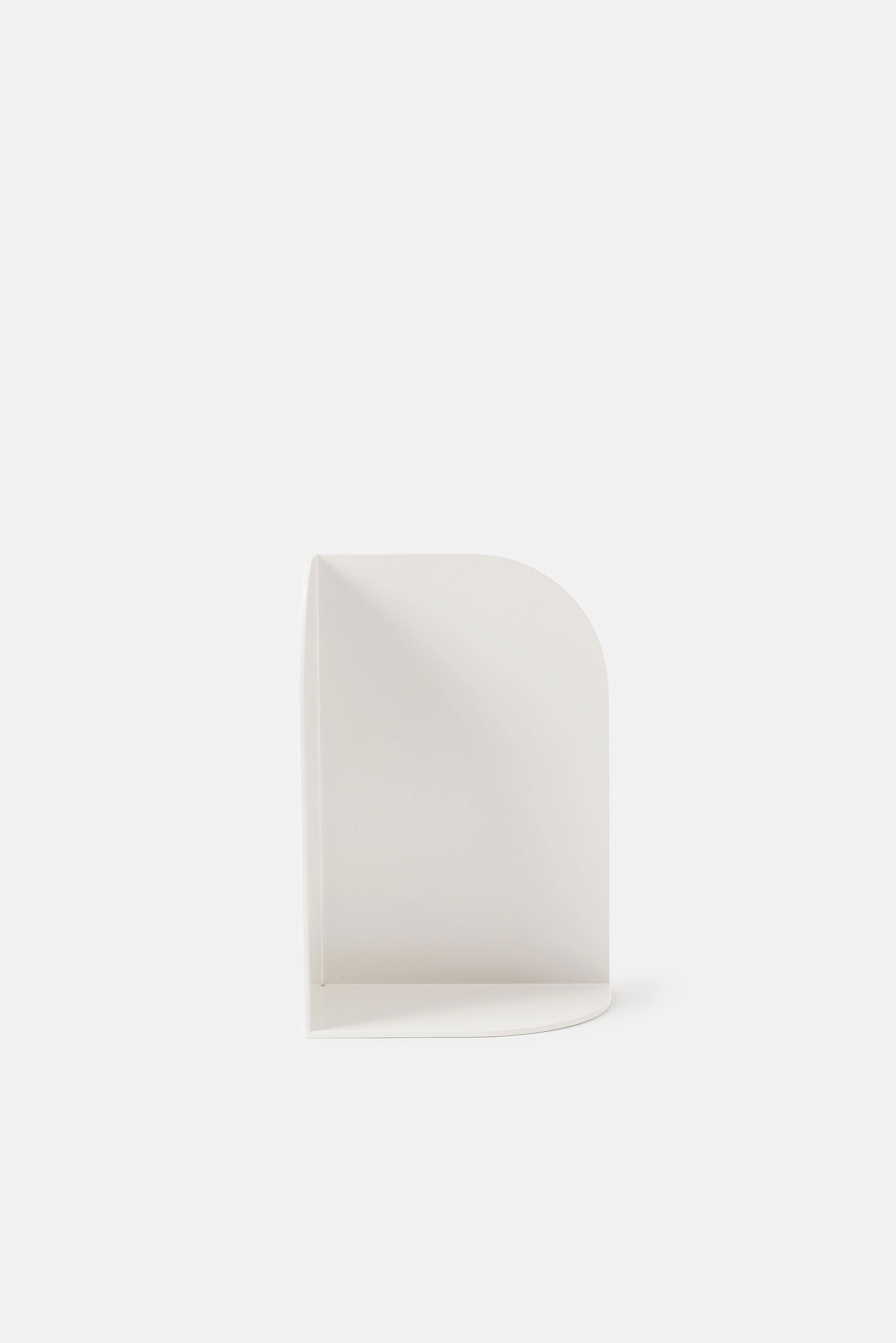 āwhā Bookend Right