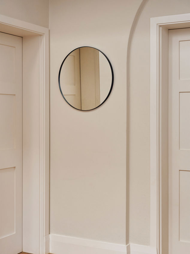 Round Wall Mirror