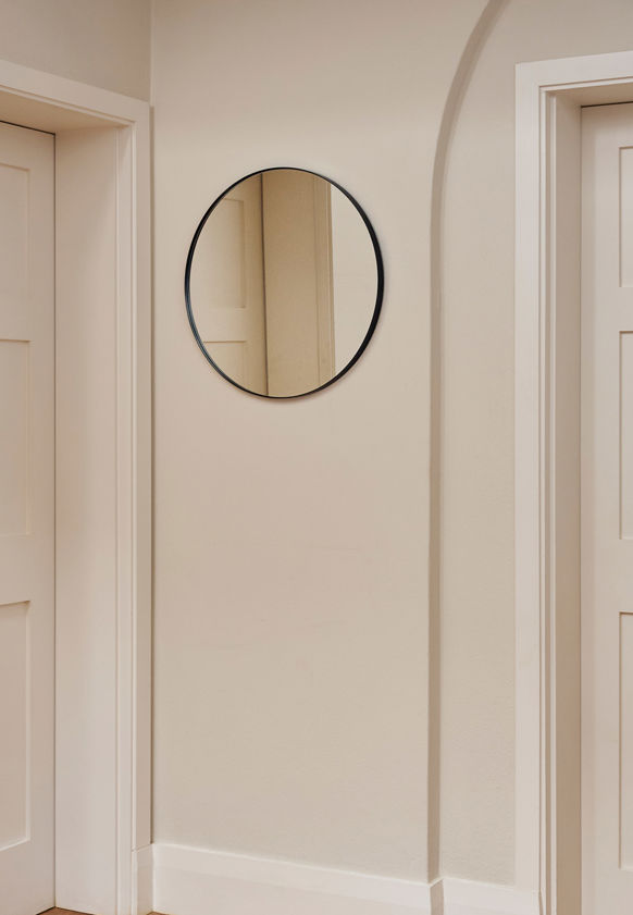 Round Wall Mirror