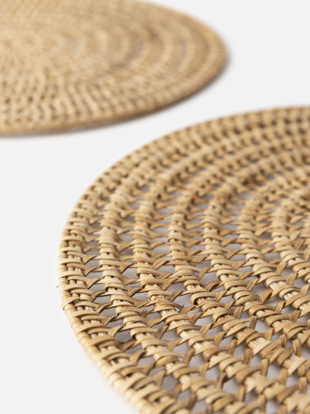 Rattan Round Placemat Set/4