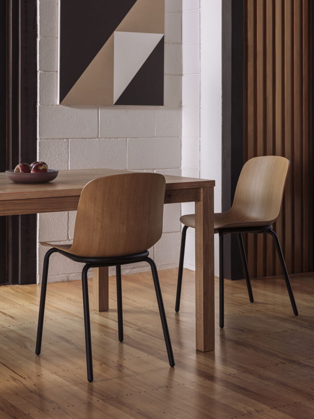 Acre Chair w/ Metal Base