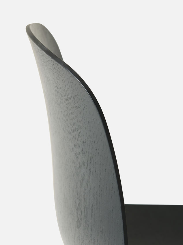 Acre Chair w/ Metal Base