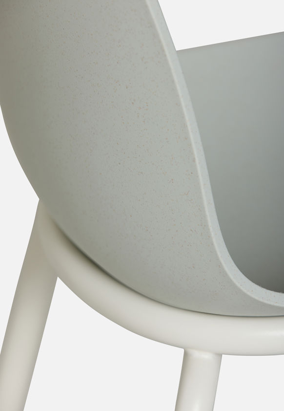 Acre Chair w/ Metal Base
