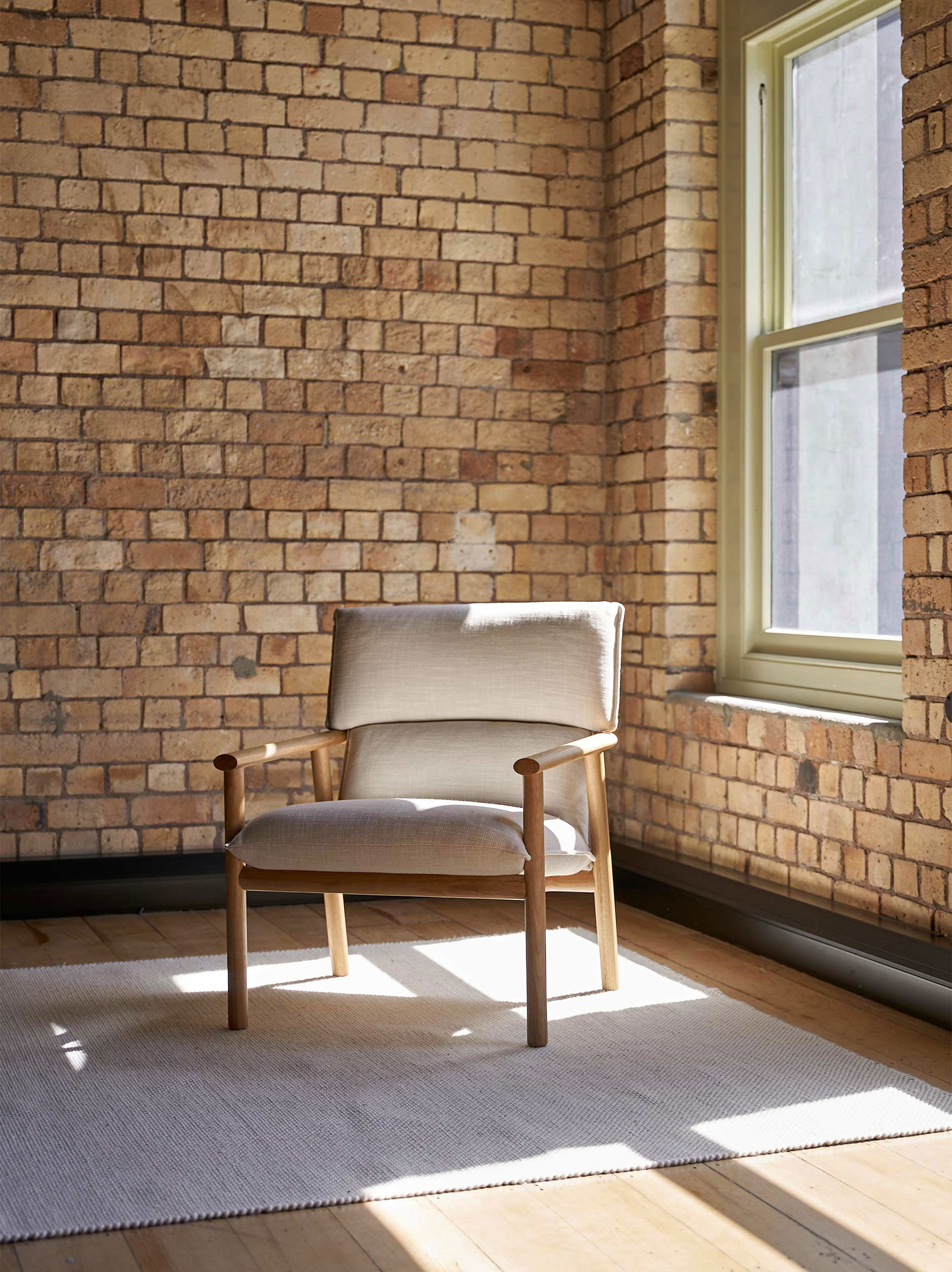 Label Armchair High