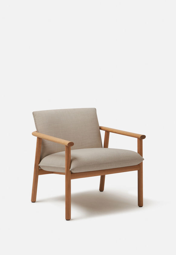 Label Armchair Low