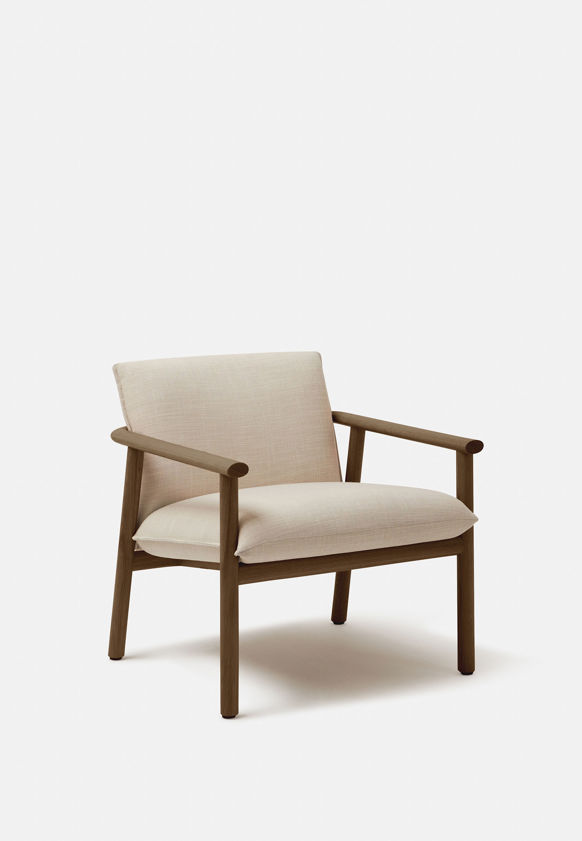Label Armchair Low
