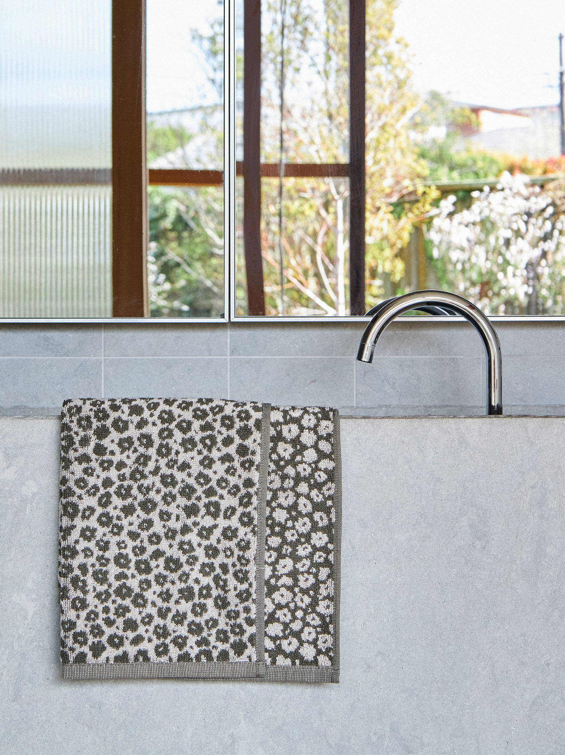 Forget Me Not Cotton Bath Towel Range