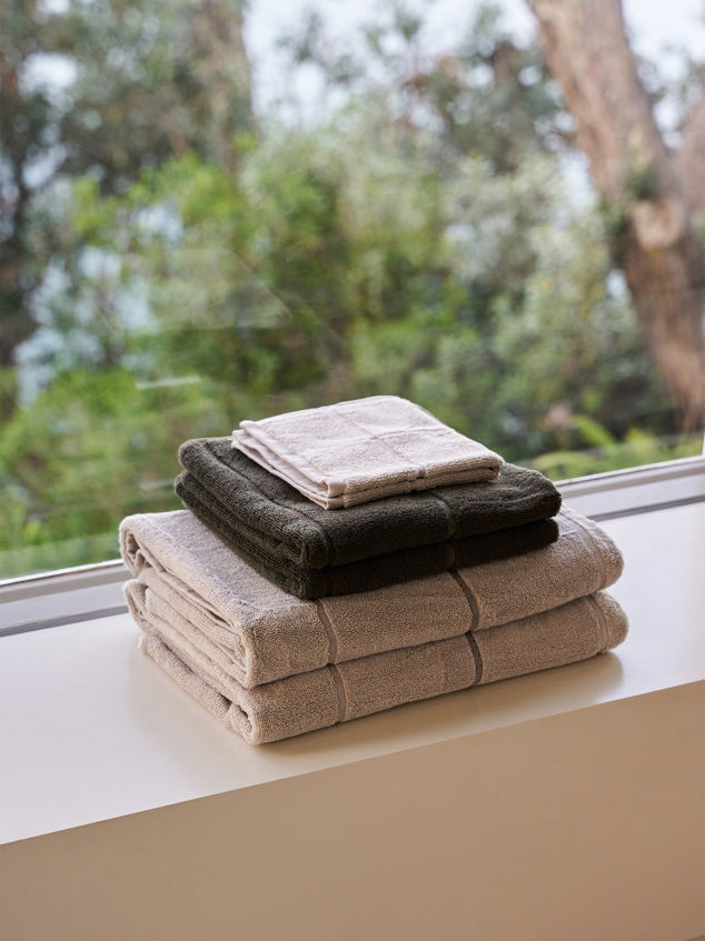 Pia Cotton Bath Towel Range