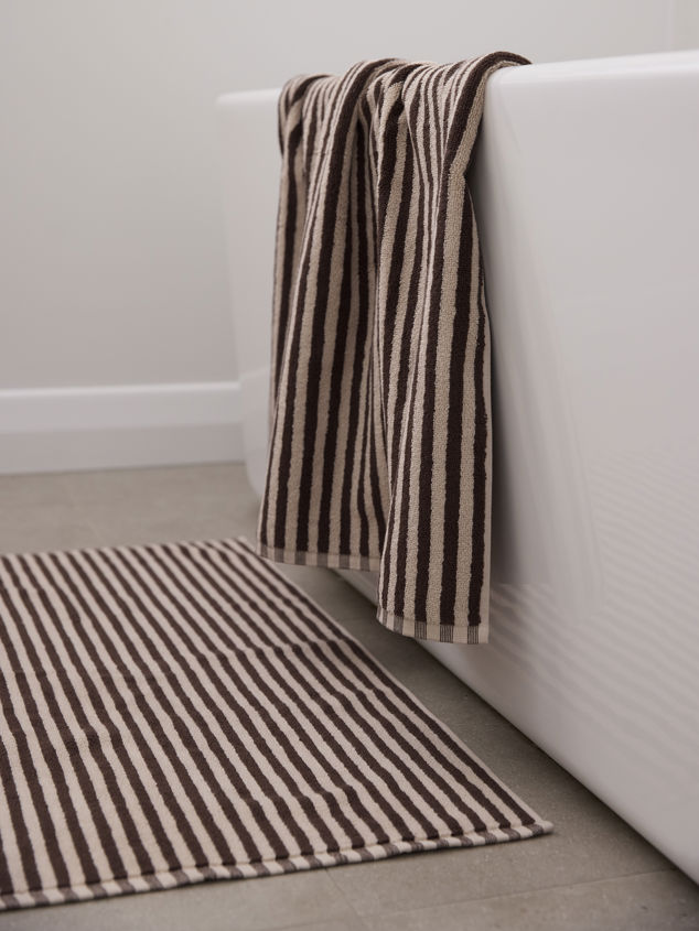 Wide Stripe Cotton Towel Range