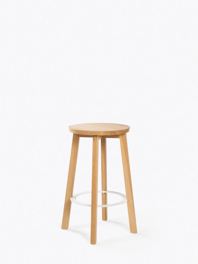 Hut Mid Stool w/ White Ring